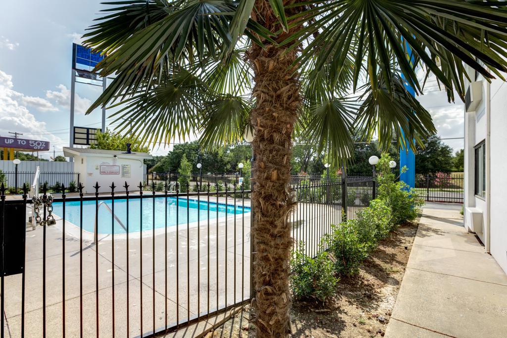 Motel 6-Dallas, Tx - South Екстер'єр фото