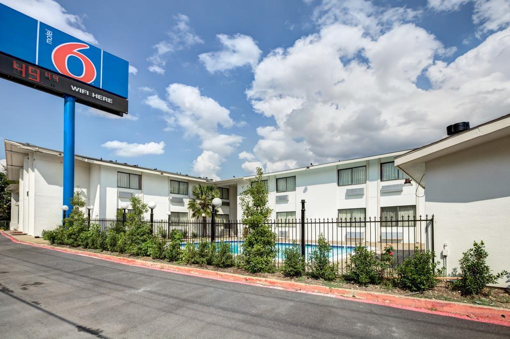 Motel 6-Dallas, Tx - South Екстер'єр фото
