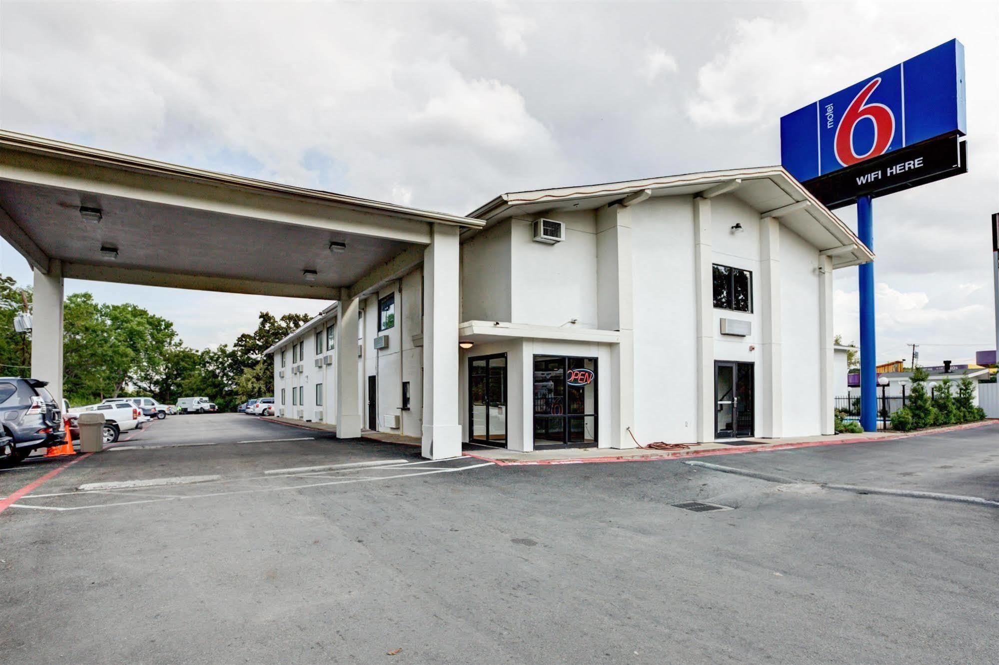 Motel 6-Dallas, Tx - South Екстер'єр фото
