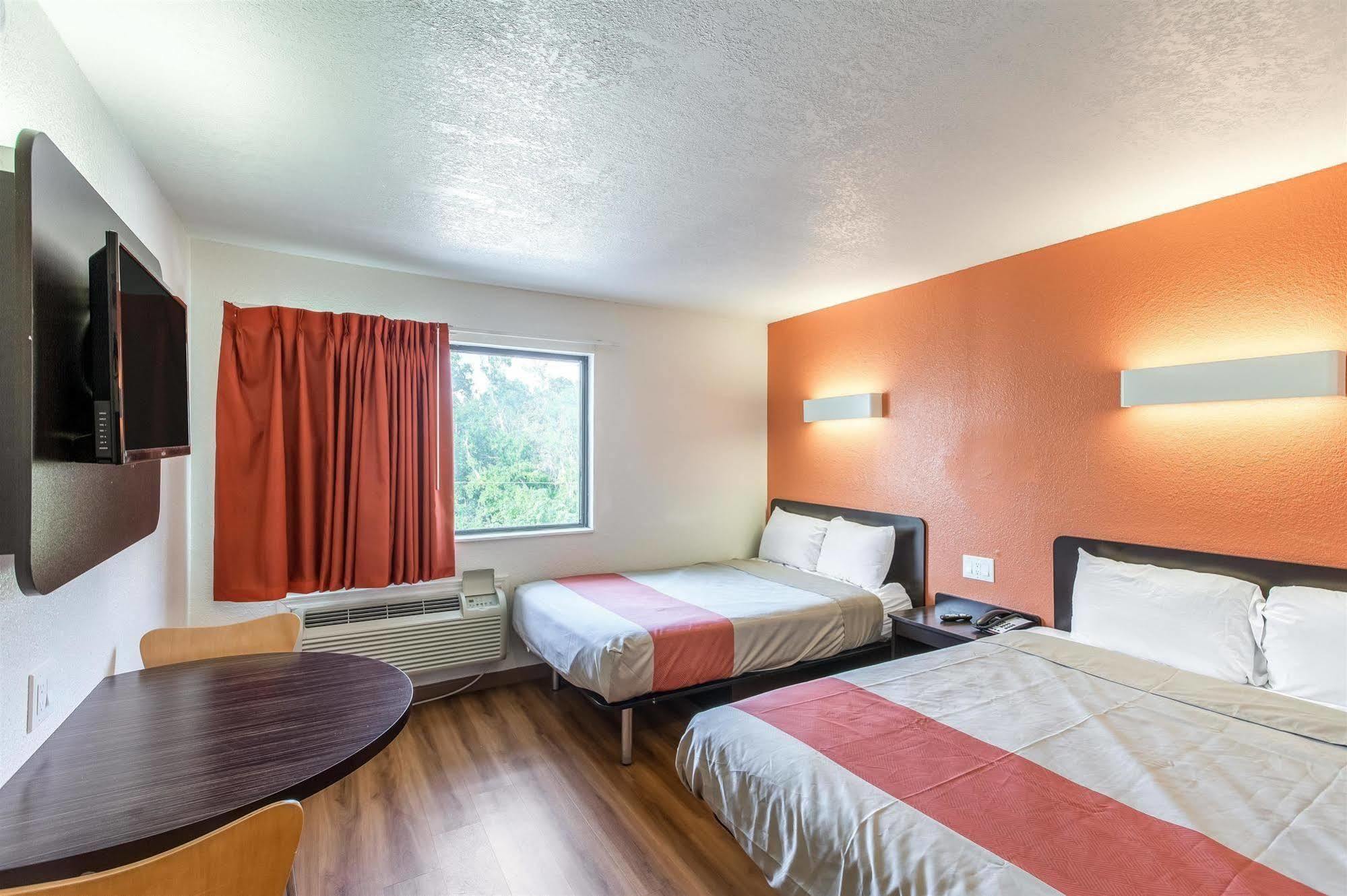Motel 6-Dallas, Tx - South Екстер'єр фото